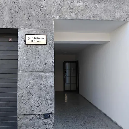 Apartamento Moni 3 *